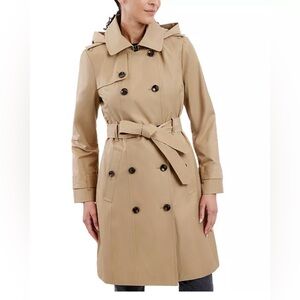 NWOT London Fog Trench Coat, Size Medium